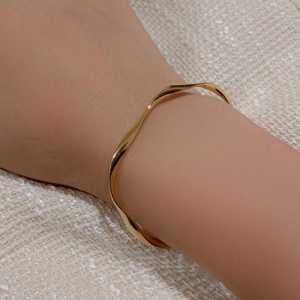 Bratara dama, model wave, deschidere circle, aurie, dimensiune fixa - Img 4