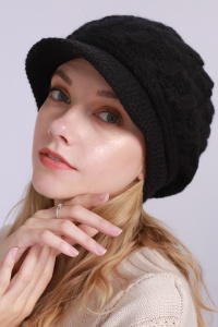 Caciula dama, circumferinta elastica, model cu cozoroc curbat pentru protectie vant si ninsoare, tematica elegant style, marime universala, neagra - Img 4