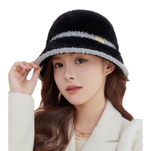 Caciula dama, tip palarie, model chic si confortabil, tematica cute and elegant, marime universala, neagra