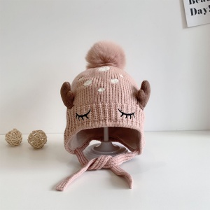 Caciula pentru copii, model pom pom cu urechiuse si prindere sub barbie, tematica micuta caprioara din poveste, 1 – 4 ani, roz - Img 2