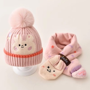 Caciula pentru copii, set doua piese, model foarte haios si vesel cu pompom si fular asortat, tematica lumea animalelor, 1 - 6 ani, roz - Img 3