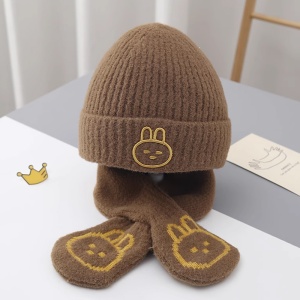 Caciula pentru copii, set doua piese, model minimalist cu iepuras, fular asortat, tematica sweet little bunny, 6 luni - 3 ani, maro - Img 2