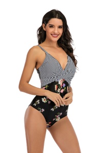 Costum de baie dama, o piesa, clasic cu croi chic, model floral, M2 multicolor - Img 3