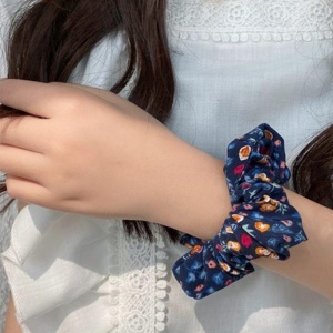 Elastic pentru par, albastru cu imprimeu floral - Img 3