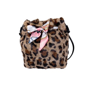 Geanta dama, bareta pentru umar, un compartiment, plus pufos, animal print