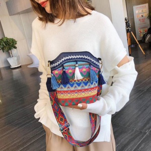 Geanta dama, ciucurei si broderie, model crossbody, piele sintetica, albastru inchis - Img 2