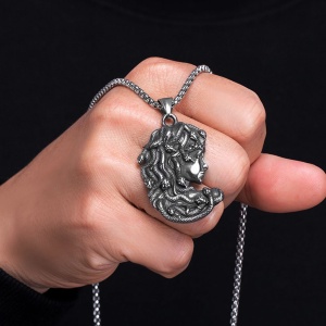 Lant cu tematica mitologie greaca, pandantiv medusa, unisex, argintiu, - Img 2