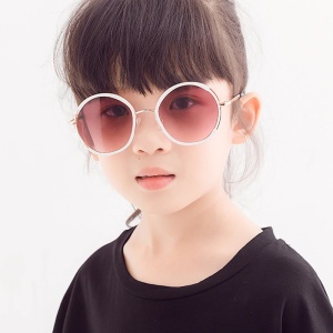 Ochelari de soare pentru copii, unisex, model cool pentru un plus de atitudine, tematica mega summer, marime universala, albi - Img 3