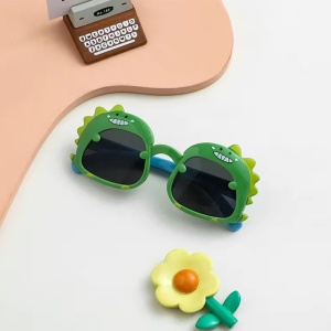 Ochelari de soare pentru copii, unisex, model cu dinozaur prietenos, tematica dino world, marime universala, verzi - Img 2