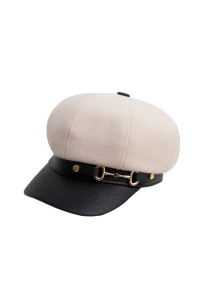 Sapca dama, model elegant cu accesoriu metalic, reglabila cu snur delicat la interior, tematica fashion town, marime universala, bej