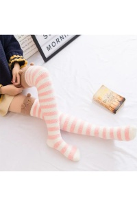 Sosete dama, model cu dungi, lung peste genunchi, calduros si accesorizat cu urechiuse, tematica warm sexy winter, marime 38 – 42, roz - Img 2