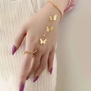 Bratara dama, cu prelungire pe deget tip inel, model elegant gheisa, reglabila, cu accesorii fluturasi, tematica I love to be special, aurie - Img 4