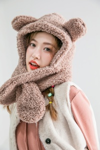 Caciula dama, model cu urechiuse si prelungire tip fular, calduroasa, tematica little naughty bear, marime universala, maro inchis - Img 2