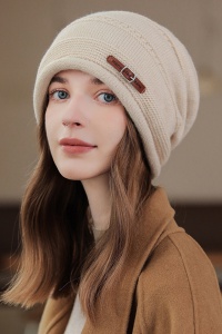 Caciula dama, model delicat cu accesoriu chic, tematica urban style, marime universala, bej - Img 3