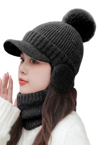 Caciula dama, set doua piese, model pom pom cu acoperitori pentru urechi si cozoroc curbat, cu fular tip guler asortat, tematica fashion winter, marime universala, neagra