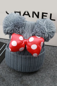Caciula pentru copii, model cu urechiuse pom pom si funda chic, marime universala, gri - Img 3