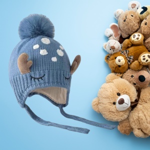 Caciula pentru copii, model pom pom cu urechiuse si prindere sub barbie, tematica micuta caprioara din poveste, 1 – 4 ani, albastru inchis - Img 2