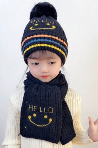 Caciula pentru copii, set doua piese, model hello cu pompom, fular asortat, tematica smiley face, 3 - 9 ani, neagra - Img 3