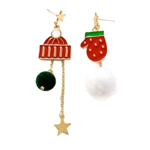 Cercei dama, tematica de Craciun, model special, lung, accesorizat cu manusa si caciulita, rosu