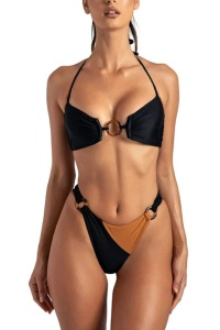 Costum de baie dama, 2 piese, model minimalist cu accesorii, sutien prindere dupa gat si chilot decupaj tanga, detaliu de contrast, tematica hot bikini summer negru cu maro