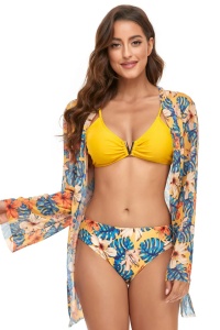 Costum de baie dama, 3 piese, model floral, sutien cu accesoriu metalic, chilot clasic si cover up cu maneci lungi galben