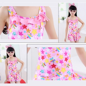Costum de baie intreg pentru fetite, body cu fustita, model chic elegant, tematica stelute jucause, roz - Img 3