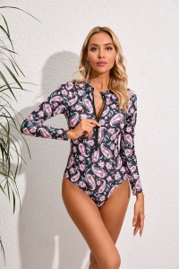 Costum de baie, o piesa, model elegant si comfy, maneci lungi si chilot decupaj clasic, tematica fantezie de culori negru - Img 3