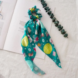 Elastic de par, model de sarbatoare cu prelungire tip ponytail, imprimeu vesel cu tematica de Craciun, verde inchis - Img 3