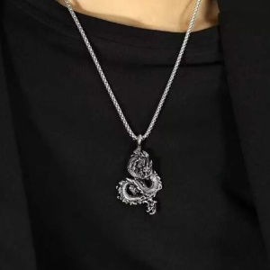 Lant cu tematica mitologie chinezeasca, pandantiv dragon fioros, unisex, argintiu, - Img 2