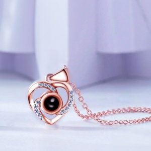 Lant dama, pandantiv inimioara cu cristale si text te iubesc in 100 de limbi, model fashion elegant, tematica forever love, reglabil, rose gold - Img 4