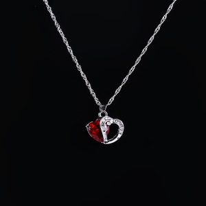 Lant tip colier dama, pandativ inima cu cristale, strasuri, argintiu cu cristal rosu - Img 2