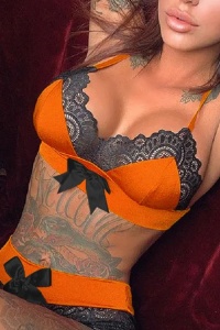 Lenjerie sexy dama, set 2 piese, chilot talie inalta si sutien reglabil, model senzual cu fundite, tematica nopti romantice, portocaliu - Img 3