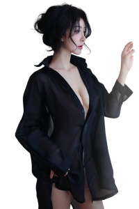 Lenjerie sexy, set 2 piese, camasa senzuala cu spate gol si chilot, model delicat si versatil, tematica romantic mood, negru
