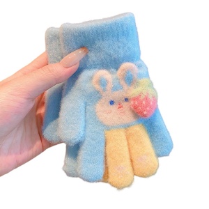 Manusi copii, model cu manseta elastica si iepuras, accesorizate cu o capsunica, tematica little bunny, unisex, marime 3 – 8 ani, albastre
