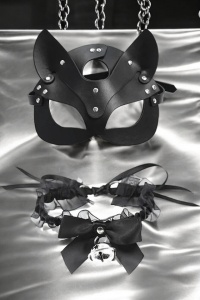 Masca sexy dama, set 2 piese, model provocator pisica obraznica si choker cu tinte, reglabila, tematica young kitty, negru si argintiu - Img 3