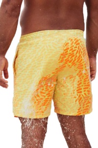 Pantaloni scurti de baie tip sort, barbati, galben, cameleon, imprimeu geometric abstract, uscare rapida - Img 2