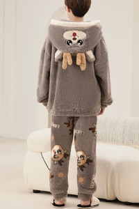 Pijama dama, set 2 piese, bluza maneca lunga cu gluga si pantaloni lungi, model cu animale, ren lucky, tematica I love winter, gri - Img 2