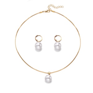 Set 2 piese, lant cu cercei dama, model fashion delicat cu margele, tematica trendy lady, auriu