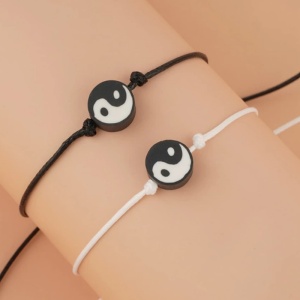 Set bratari cuplu, tip sfoara, pandantive rotunde ying si yang, reglabile, unisex, neagra si alba - Img 3