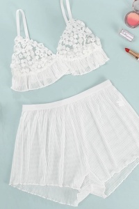 Set lenjerie sexy 2 piese, semitransparent, sutien dantela si chilot tip pantalon scurt, alb - Img 4