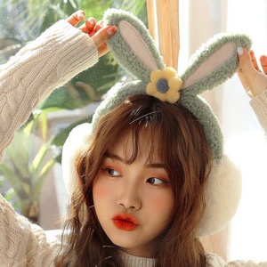 Acoperitori pentru urechi, protectie impotriva frigului, model casti dama cu urechiuse de iepuras si fundita, tematica flower bunny, marime universala, verzi - Img 4
