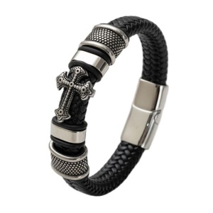 Bratara barbati, accesoriu cruce si detalii metalice, dimensiune fixa, argintie,