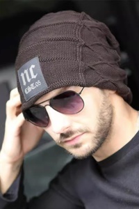 Caciula barbati, captuseala calduroasa, model tip hip hop, tematica downtown style, marime universala, maro - Img 2