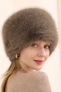 Caciula dama, model calduros si elegant, tematica ready for winter fashion, marime universala, maro - Img 2