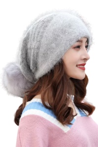 Caciula dama, model dublat cu pom pom lunguiet, tematica spiridus fancy, marime universala, gri