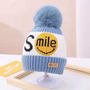 Caciula pentru copii, moale si calduroasa, model cu pom pom, tematica smile you are the best, 2 – 8 ani, albastra - Img 2