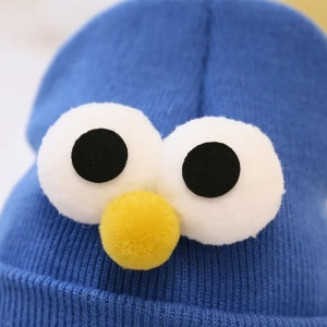 Caciula pentru copii, model minimalist accesorizat cu ochisori curiosi si nasuc nazdravan, tematica funny little baby, 0 – 1 ani, albastru navy - Img 4