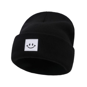 Caciula pentru copii, model moale delicat cu zambet, tematica happy winter, marimea S, 0 – 2 ani, neagra
