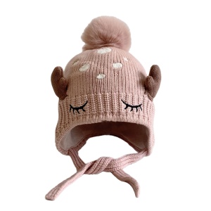 Caciula pentru copii, model pom pom cu urechiuse si prindere sub barbie, tematica micuta caprioara din poveste, 1 – 4 ani, roz
