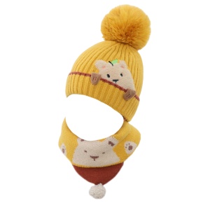 Caciula pentru copii, set doua piese, model pom pom cu ursulet curios, fular asortat tip guler, tematica I’m a friendly little bear, 12 luni – 2 ani, galbena